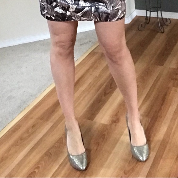 Nina New York Glitter Fabric High Heel Shoes - Picture 2 of 7